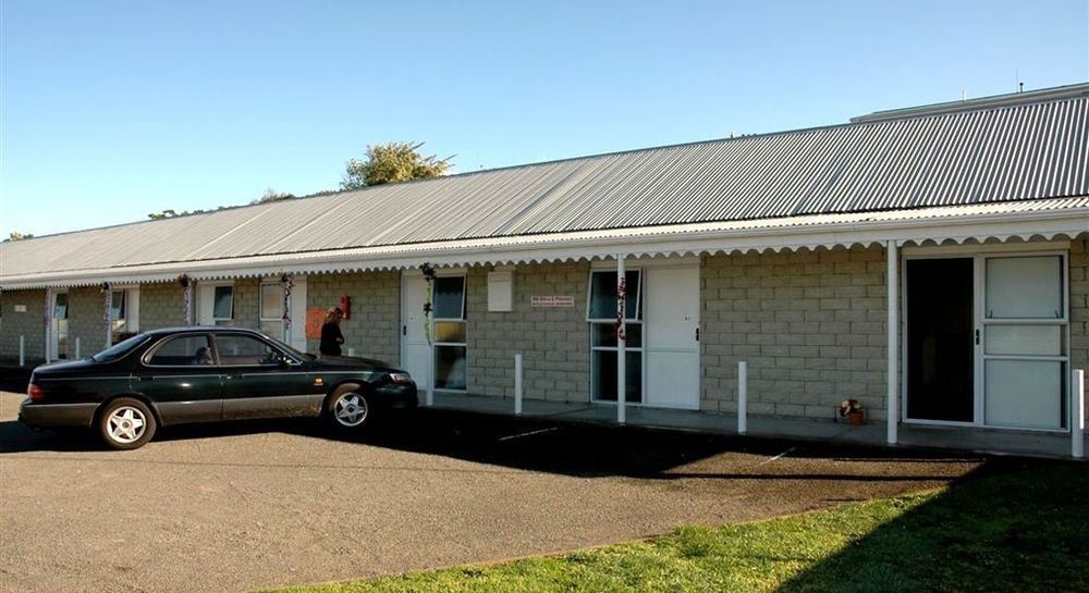 Bignell Street Motel Whanganui Exterior photo
